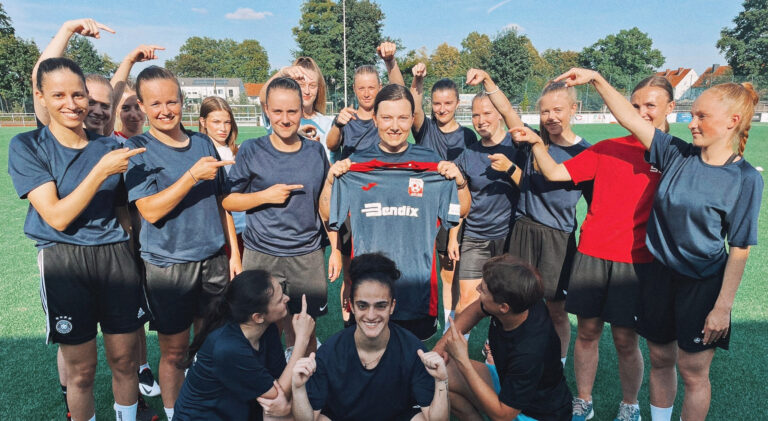 Torhüterin Lara Stratmann verstärkt unsere 1. Frauenmannschaft