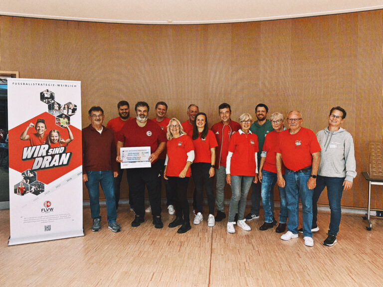 Meilenstein für den Mädchenfußball: Rot Weiss Ahlen beim DFB-Ehrungstag in Kaiserau ausgezeichnet!